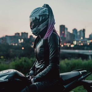 Meet your Posher, Aliena